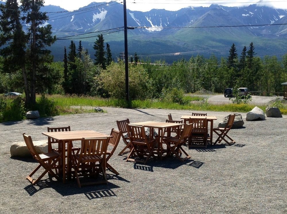 Parkside Inn Haines Junction Exteriér fotografie