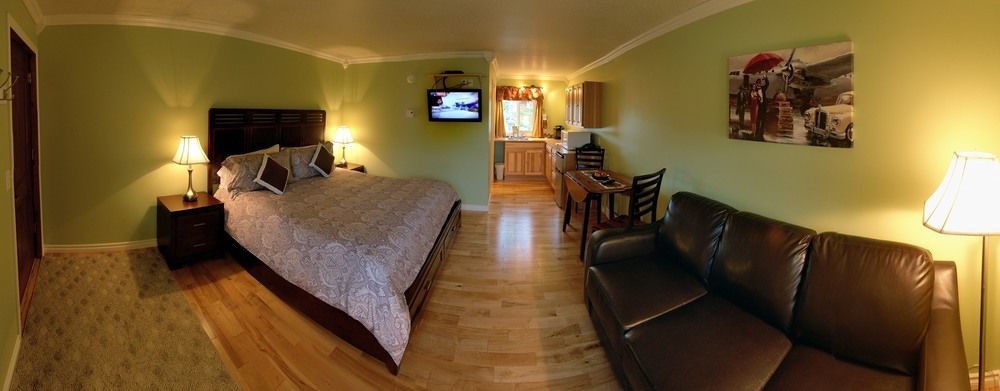 Parkside Inn Haines Junction Exteriér fotografie